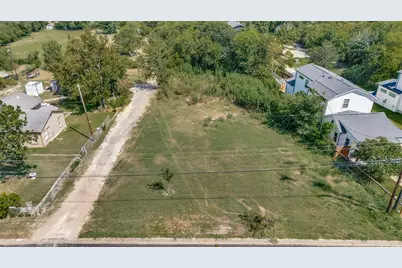 2305 Thrasher Lane, Austin, TX 78741 - Photo 3