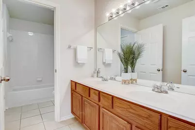 537 Golden Creek Drive, Round Rock, TX 78665 - Photo 33