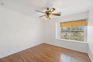 504 N Ave N, Johnson City, TX 78636 - Photo 19