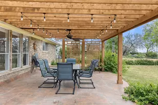 504 N Ave N, Johnson City, TX 78636 - Photo 21