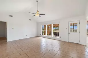 504 N Ave N, Johnson City, TX 78636 - Photo 7