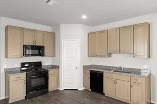 100 Daylily Dr, Elgin, TX 78621 - Photo 15