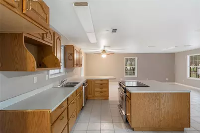 1050 Oak Grove Road, Leander, TX 78641 - Photo 11
