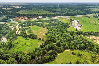 1389 Highway 290 E, Elgin, TX 78621 - Photo 7