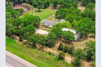 1389 Highway 290 E, Elgin, TX 78621 - Photo 21