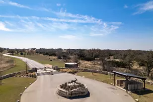 100 S Waterbuck Wy, Lampasas, TX 76550 - Photo 3