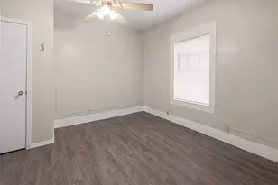 2318 Willow St, Austin, TX 78702 - Photo 13