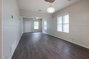 2318 Willow St, Austin, TX 78702 - Photo 7