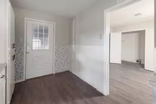 2318 Willow St, Austin, TX 78702 - Photo 9