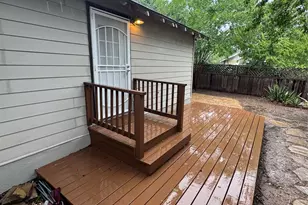 1916 E 10th St, Austin, TX 78702 - Photo 27