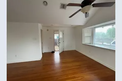1916 E 10th Street, Austin, TX 78702 - Photo 17