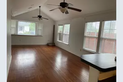 1916 E 10th Street, Austin, TX 78702 - Photo 3