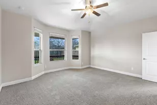 10824 Dinah Dr, Austin, TX 78748 - Photo 11