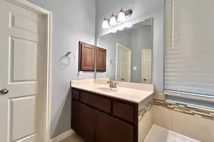 22209 Cross Timbers Bnd, Lago Vista, TX 78645 - Photo 27