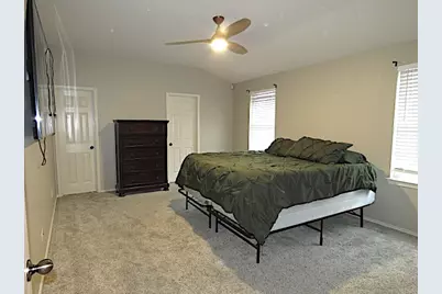 1813 Horse Wagon Drive, Austin, TX 78754 - Photo 17