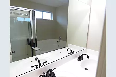 1813 Horse Wagon Drive, Austin, TX 78754 - Photo 21