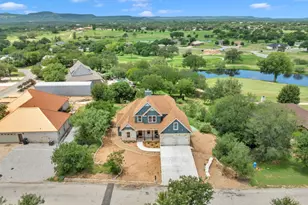 105 Chesterfield Dr, Kingsland, TX 78639 - Photo 1