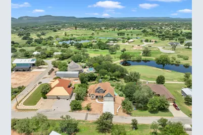 105 Chesterfield Drive, Kingsland, TX 78639 - Photo 29