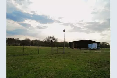 1042 Los Ranchitos Road, Cameron, TX 76520 - Photo 31