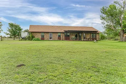 12800 Quarterhorse Drive, Elgin, TX 78621 - Photo 29