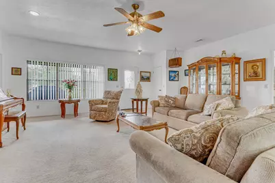 12800 Quarterhorse Drive, Elgin, TX 78621 - Photo 7
