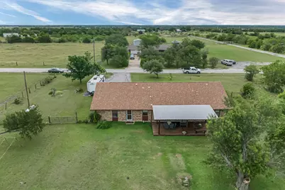 12800 Quarterhorse Drive, Elgin, TX 78621 - Photo 35