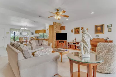 12800 Quarterhorse Drive, Elgin, TX 78621 - Photo 7