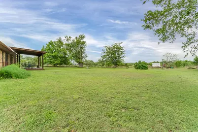 12800 Quarterhorse Drive, Elgin, TX 78621 - Photo 27