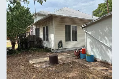201 S Rio Grande Street, Granger, TX 76530 - Photo 9