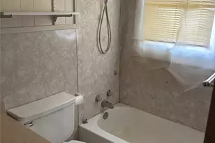 201 S Rio Grande St, Granger, TX 76530 - Photo 7