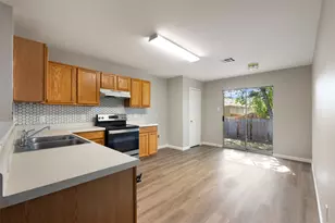 3213 Crownover St, Austin, TX 78725 - Photo 9
