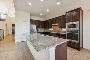 3900 Crispin Hall Ln, Pflugerville, TX 78660 - Photo 9