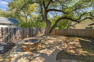 4004 Austin Woods Dr, Austin, TX 78759 - Photo 33