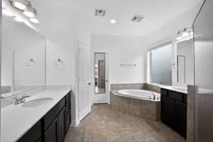 400 Cortona Ln, Georgetown, TX 78628 - Photo 21