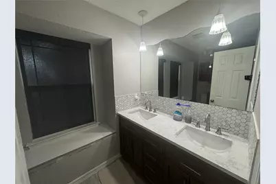 5814 Shreveport Drive, Austin, TX 78727 - Photo 13