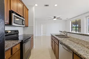 17700 Edgewood Way, Jonestown, TX 78645 - Photo 15