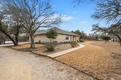 420 Rundberg Drive, Jarrell, TX 76537 - Photo 3
