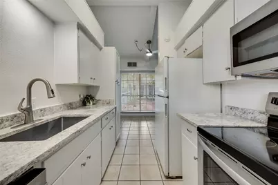 8803 Westover Club Drive #B, Austin, TX 78759 - Photo 9