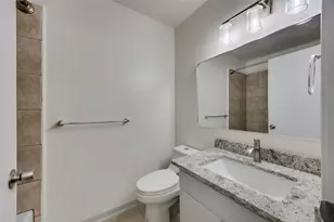 8803 Westover Club Dr, Austin, TX 78759 - Photo 21