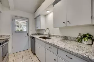 8803 Westover Club Dr, Austin, TX 78759 - Photo 7