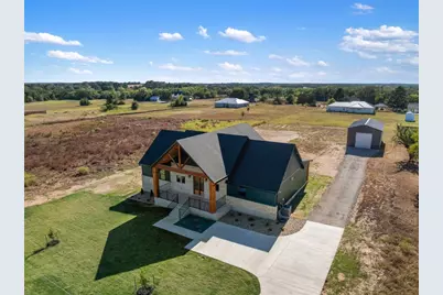 269 Brenham Street, McDade, TX 78650 - Photo 35