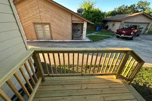 295 Mooring Cir, Lakeway, TX 78734 - Photo 37