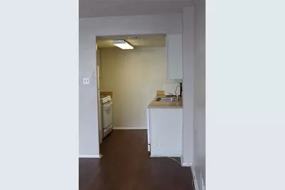 1800 Lavaca Street #203, Austin, TX 78701 - Photo 3