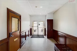 1800 Lavaca St, Austin, TX 78701 - Photo 3