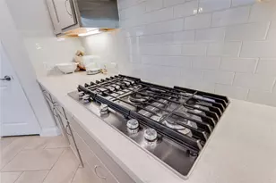 9301 Ivalenes Hope Dr, Austin, TX 78717 - Photo 9