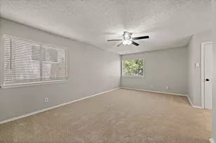 12233 Forsythe Dr, Austin, TX 78759 - Photo 15