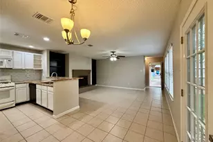7825 Beauregard Cir, Austin, TX 78745 - Photo 9