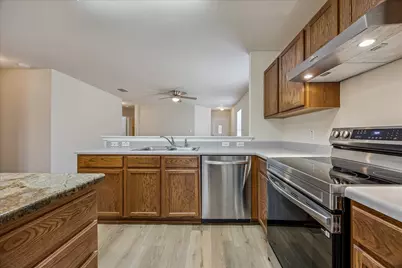 5936 Los Dios Place, Del Valle, TX 78617 - Photo 9