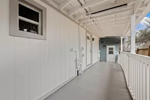 901 Valdez St, Austin, TX 78741 - Photo 5