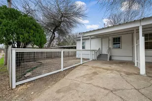 901 Valdez St, Austin, TX 78741 - Photo 3